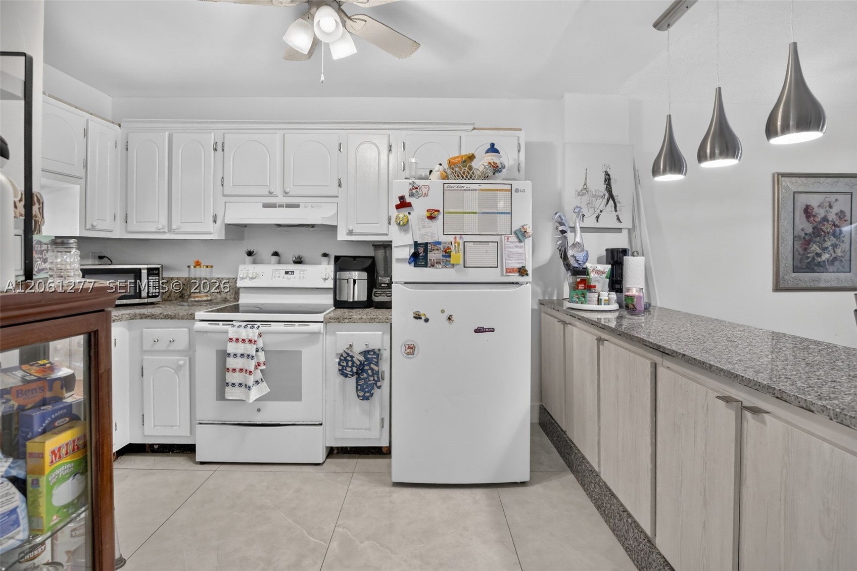 8941 S Hollybrook Blvd 202 Property Photo 4