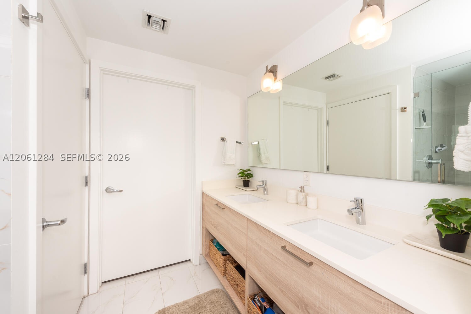 16385 Biscayne Blvd 2904 Property Photo 14