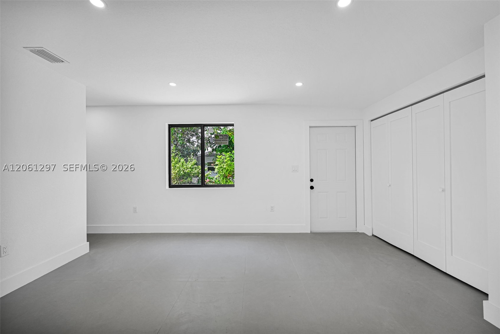 19301 Nw 52nd Ave Property Photo 19