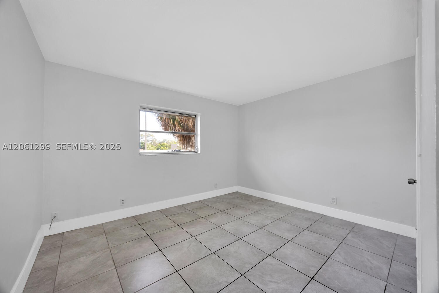 510 Se 12th Ct 6 Property Photo 12