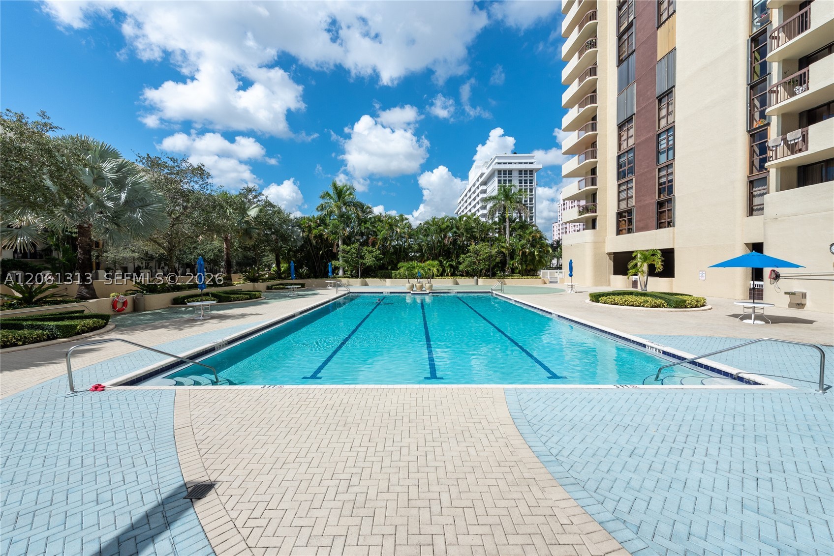 600 Biltmore Way 1014 Property Photo 1
