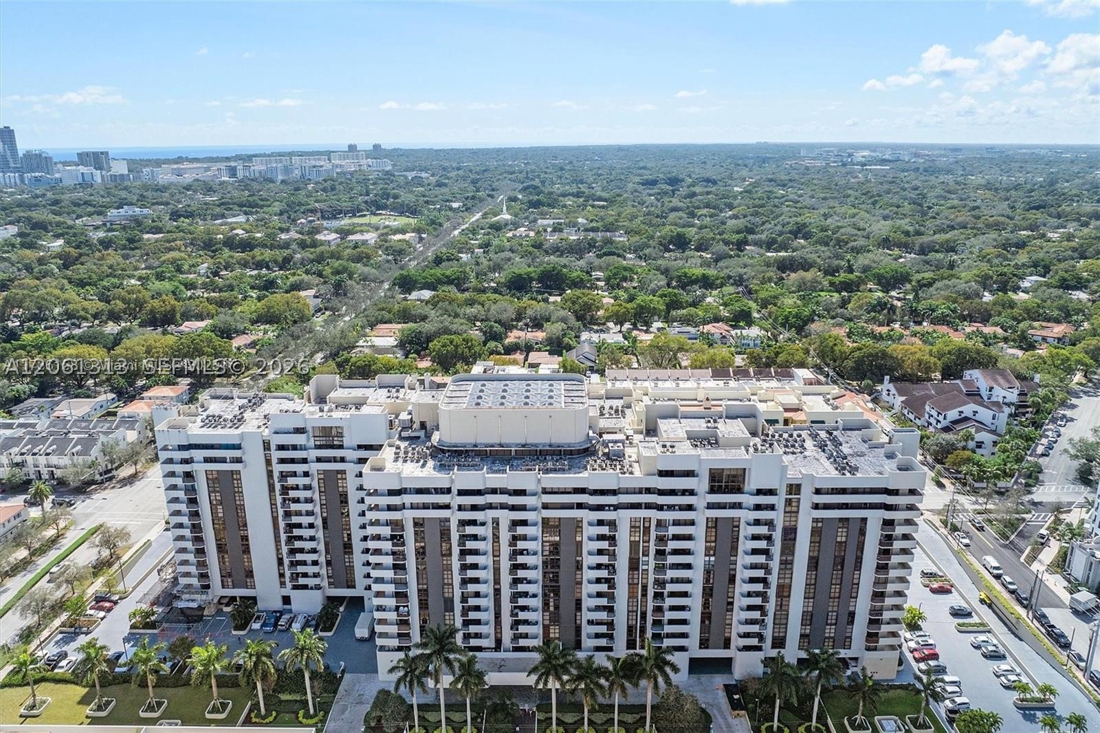 600 Biltmore Way 1014 Property Photo 47