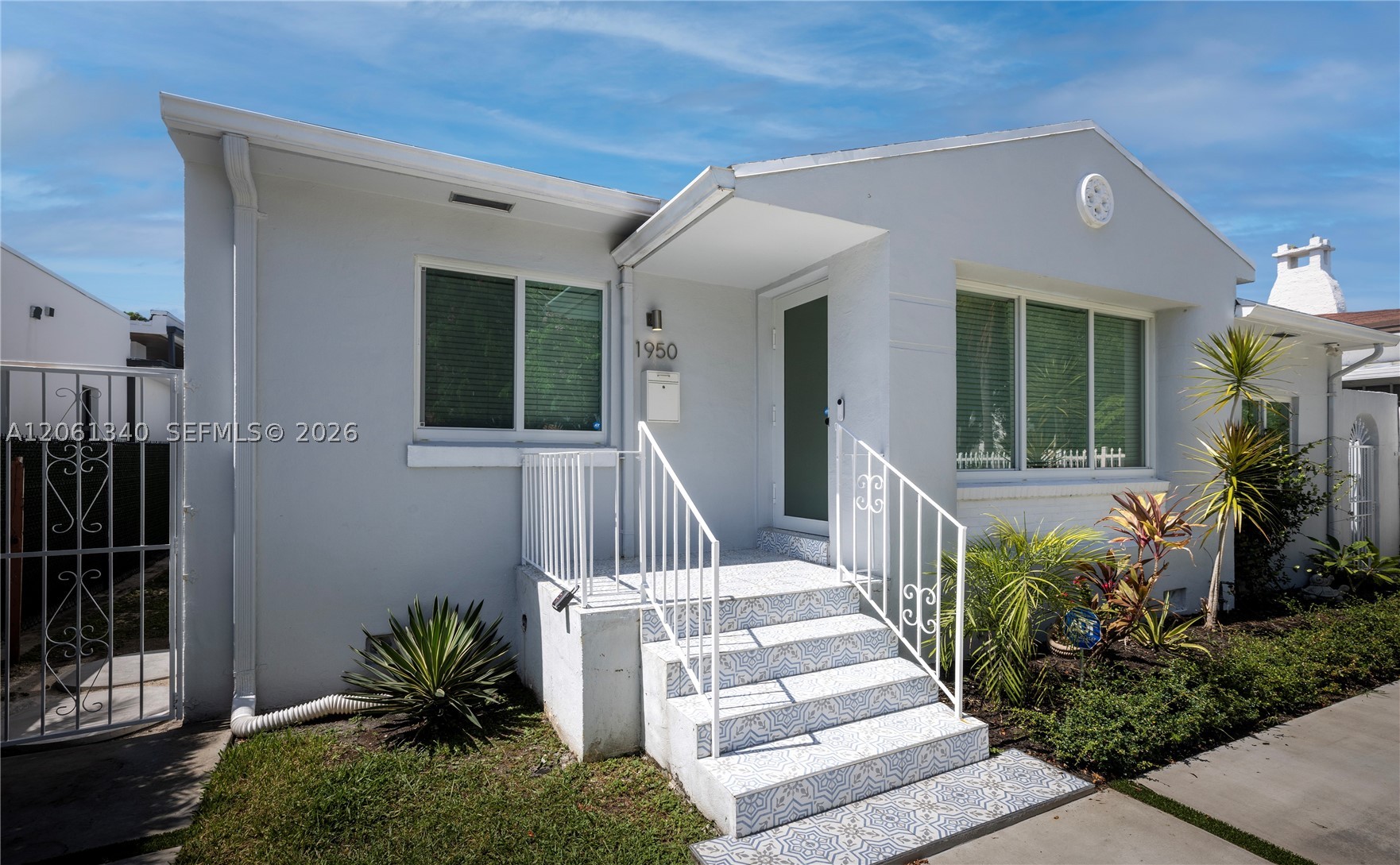 1950 Sw 13th St Property Photo 3