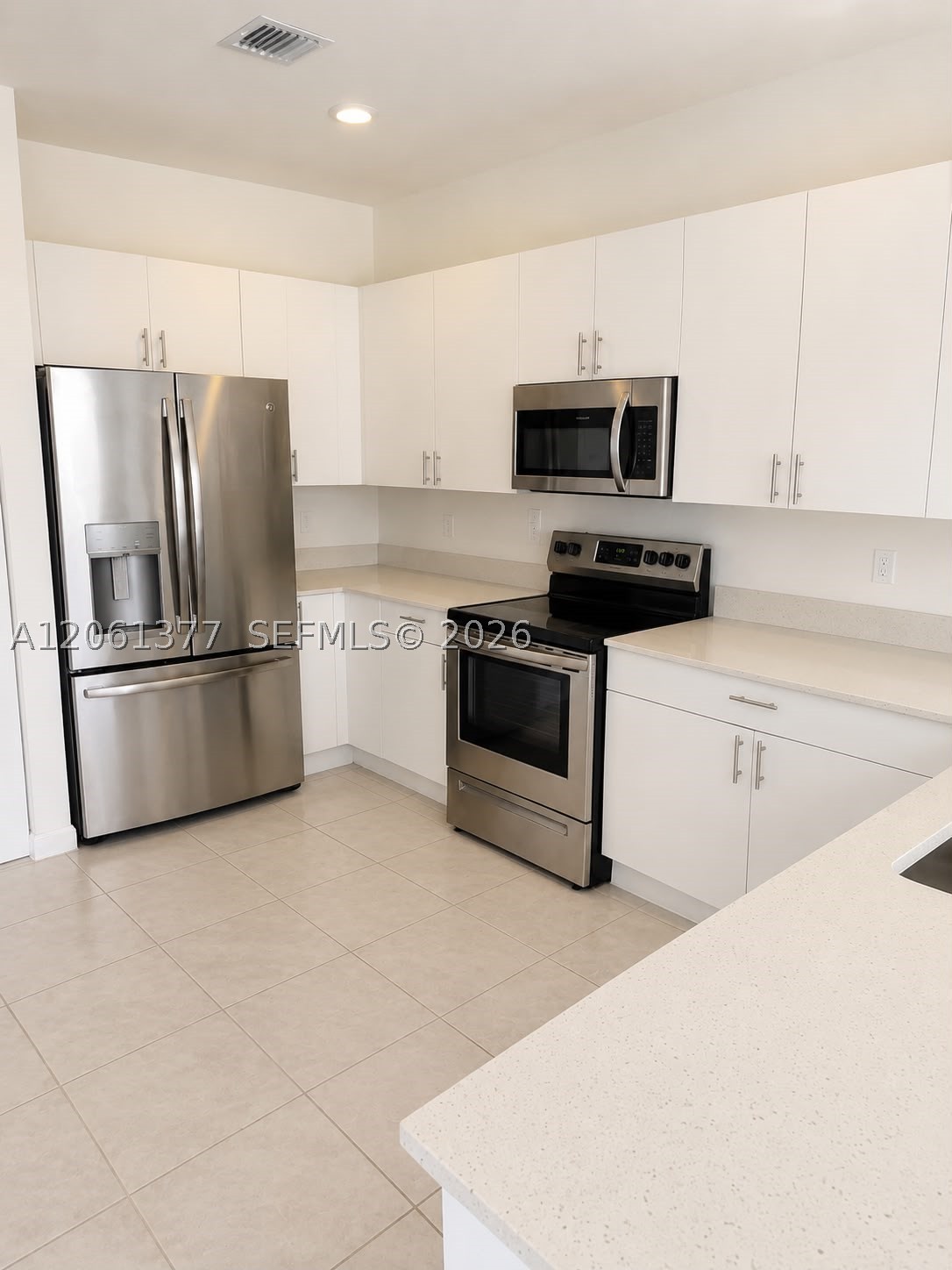 11916 Sw 246th Ln Property Photo 3