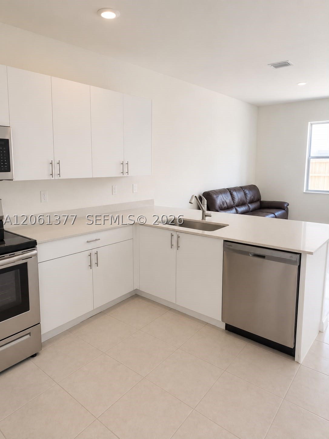11916 Sw 246th Ln Property Photo 4