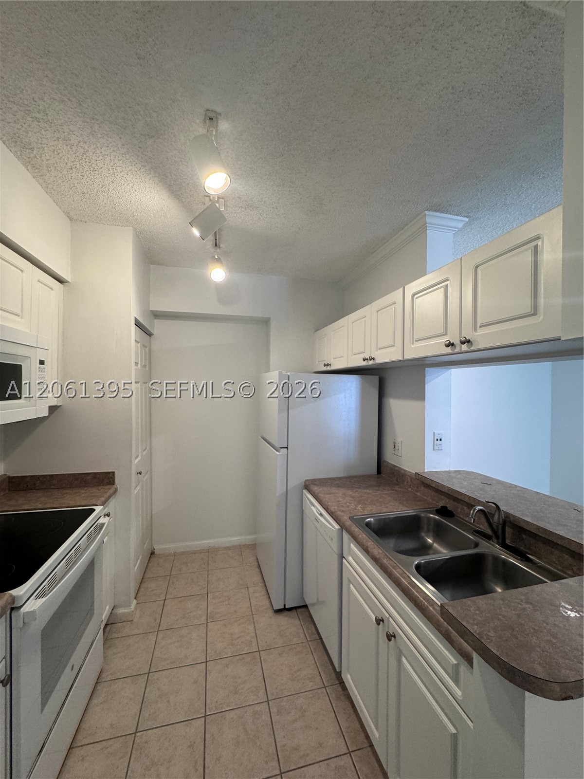 17100 N Bay Rd 1309 Property Photo 26