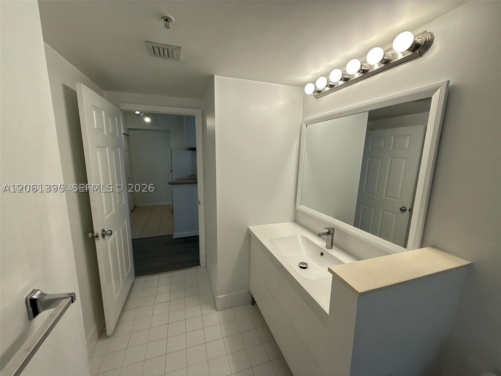 17100 N Bay Rd 1309 Property Photo 34