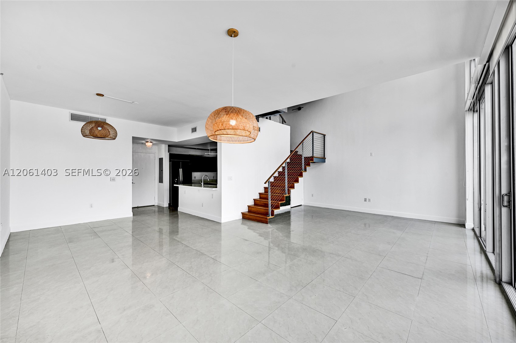 90 Sw 3rd St Ph-17 Property Photo 4