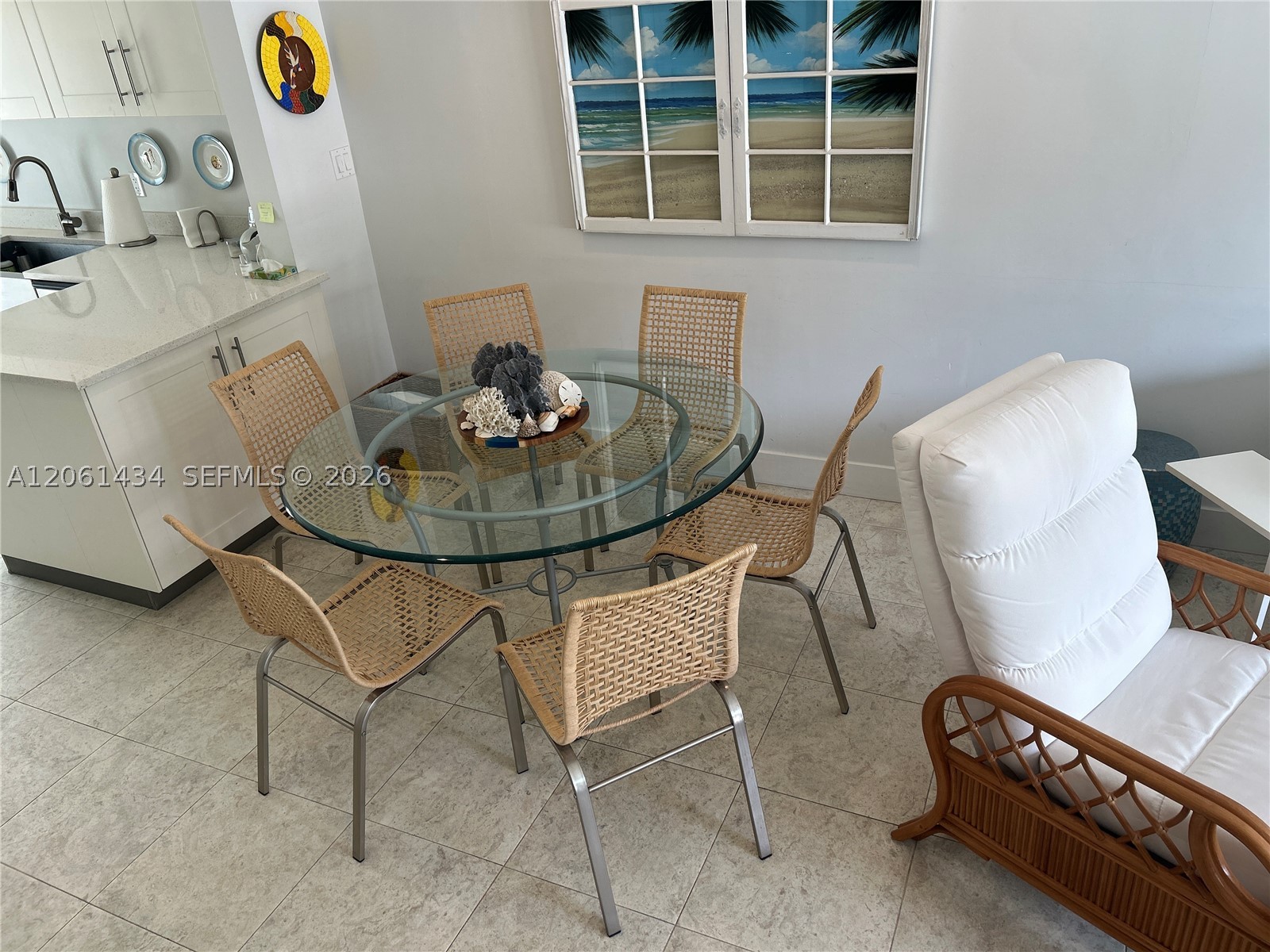 881 Ocean Dr Th3 Property Photo 9