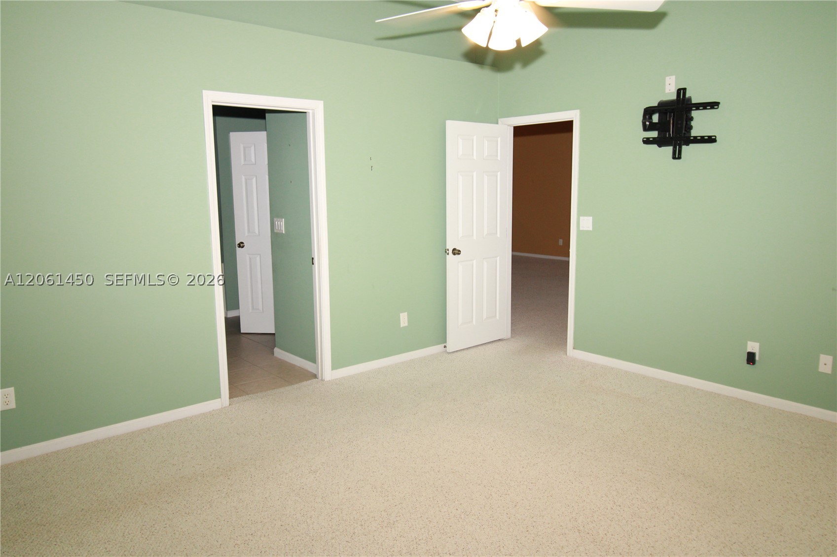 3136 Ravines Rd Property Photo 9