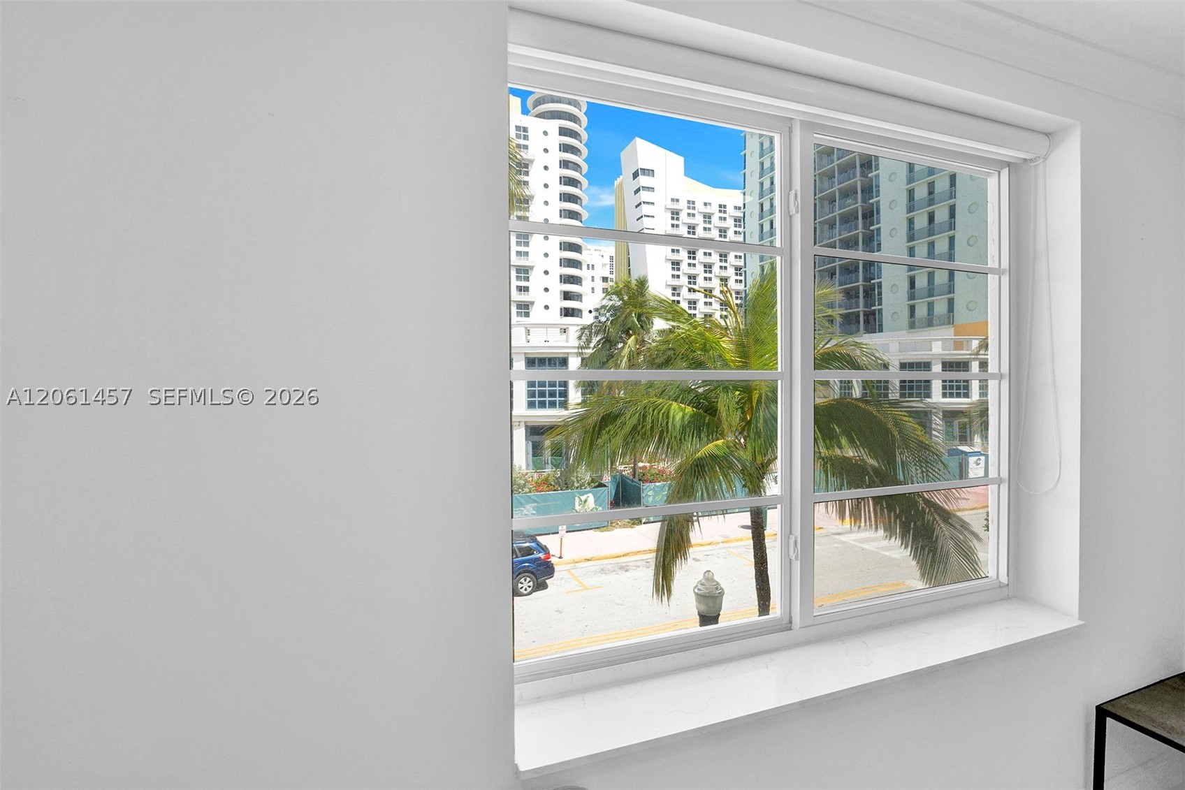 1460 Ocean Dr 305 Property Photo 11