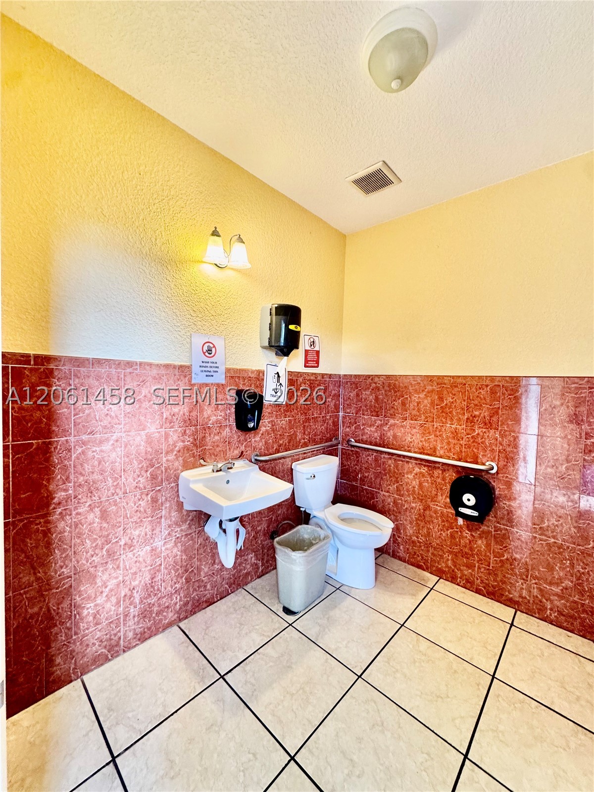 778 W Palm Dr Property Photo 10