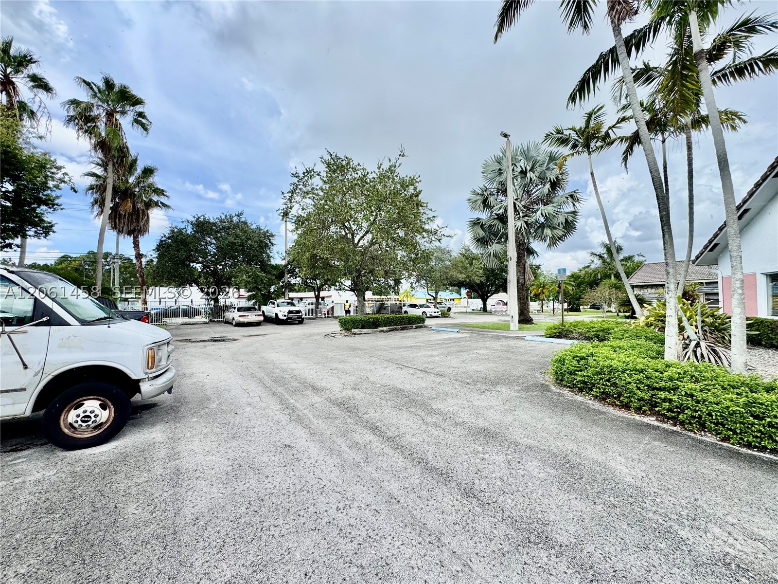 778 W Palm Dr Property Photo 15