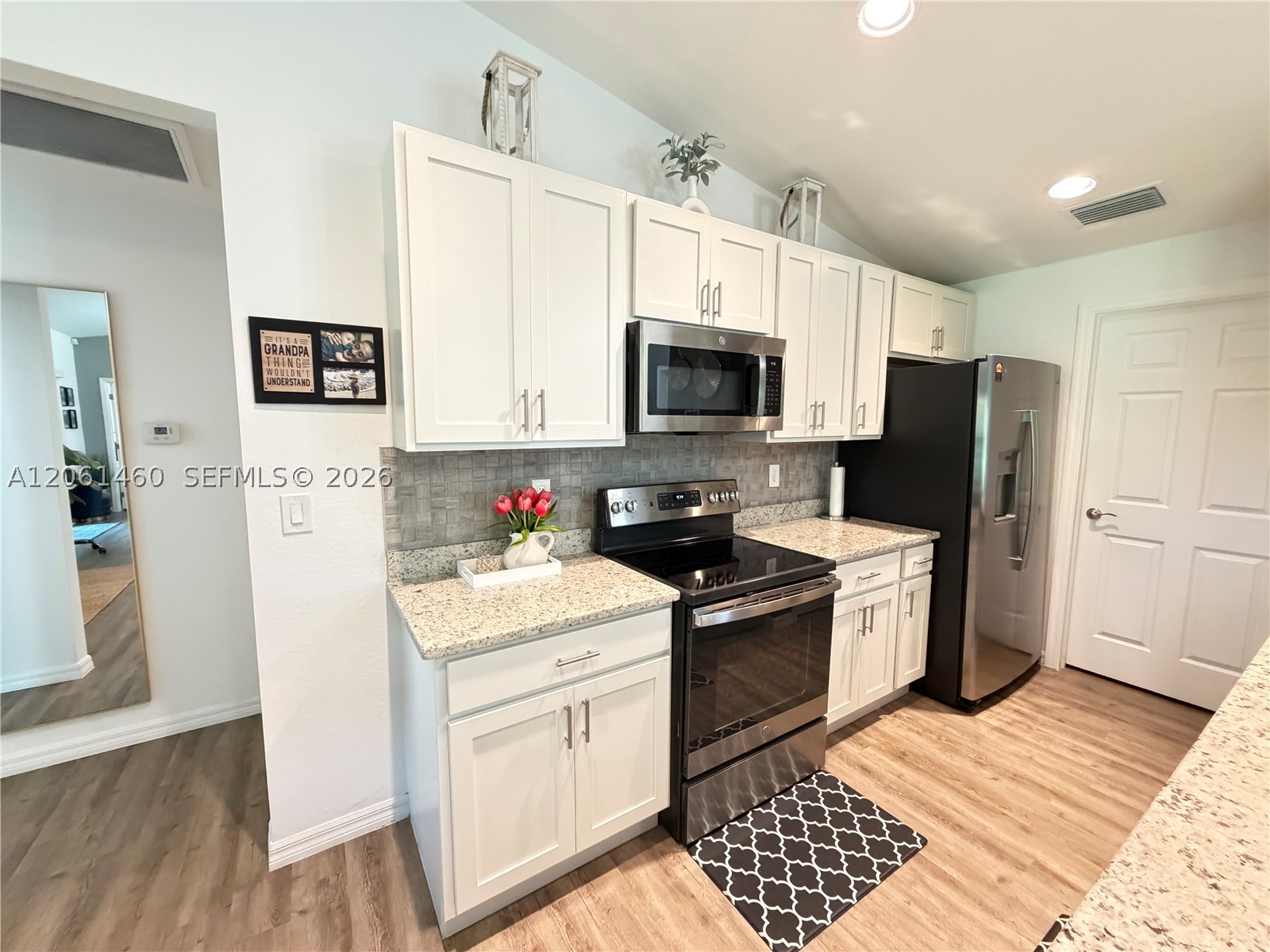 3006 Base Ct Property Photo 6