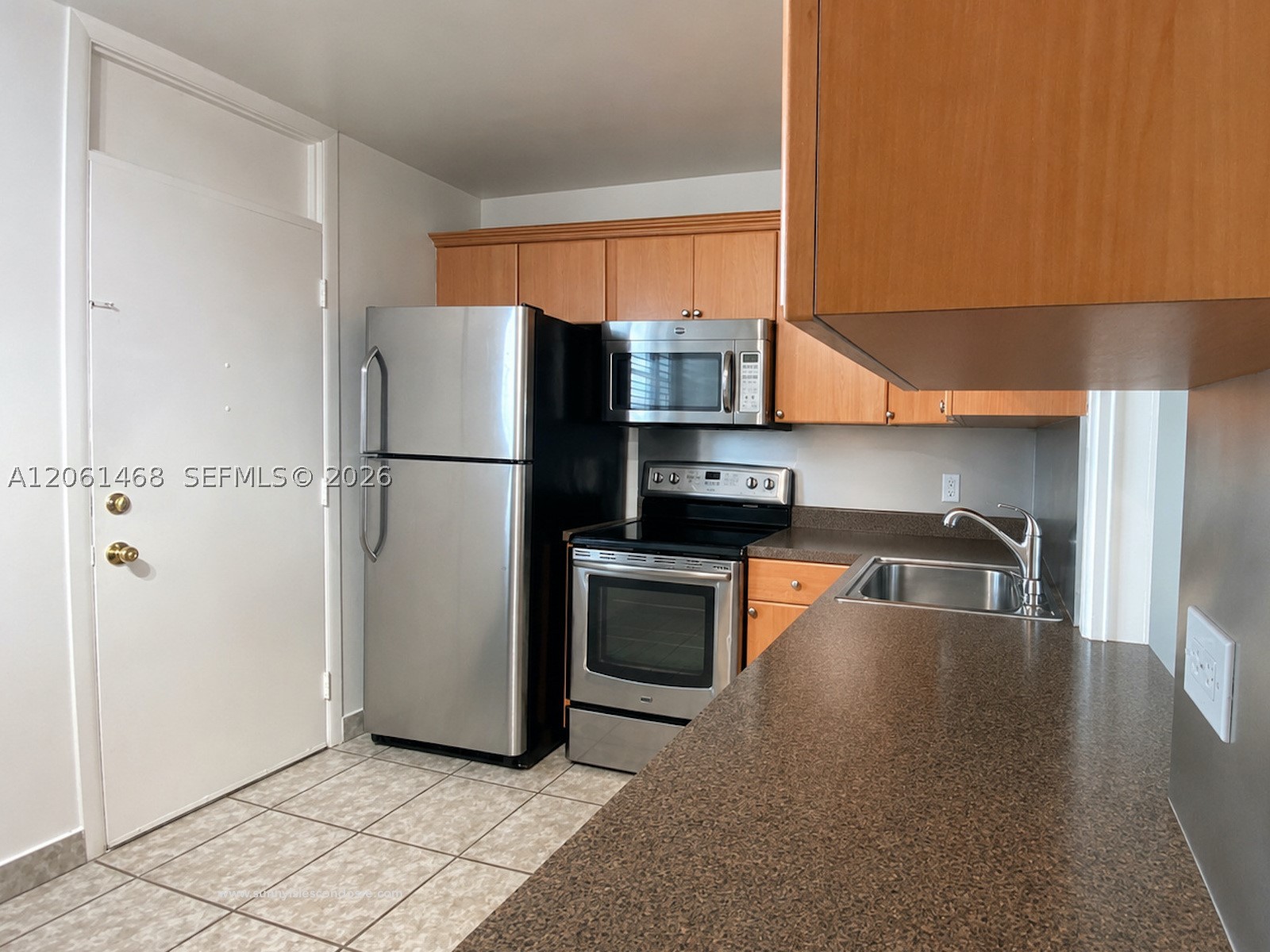3703 Ne 166th St 704 Property Photo 18