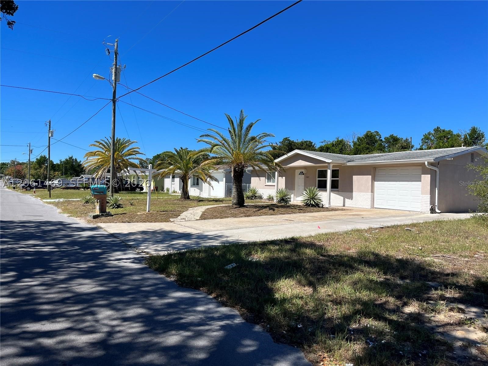 7407 University Drive Property Photo 1
