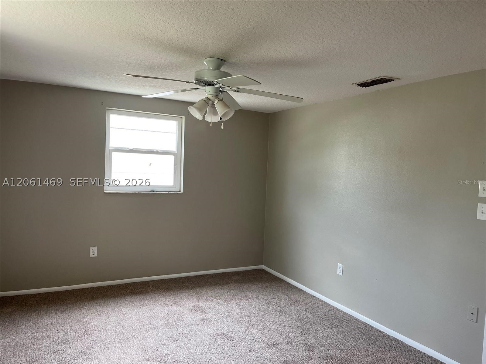 7407 University Drive Property Photo 15