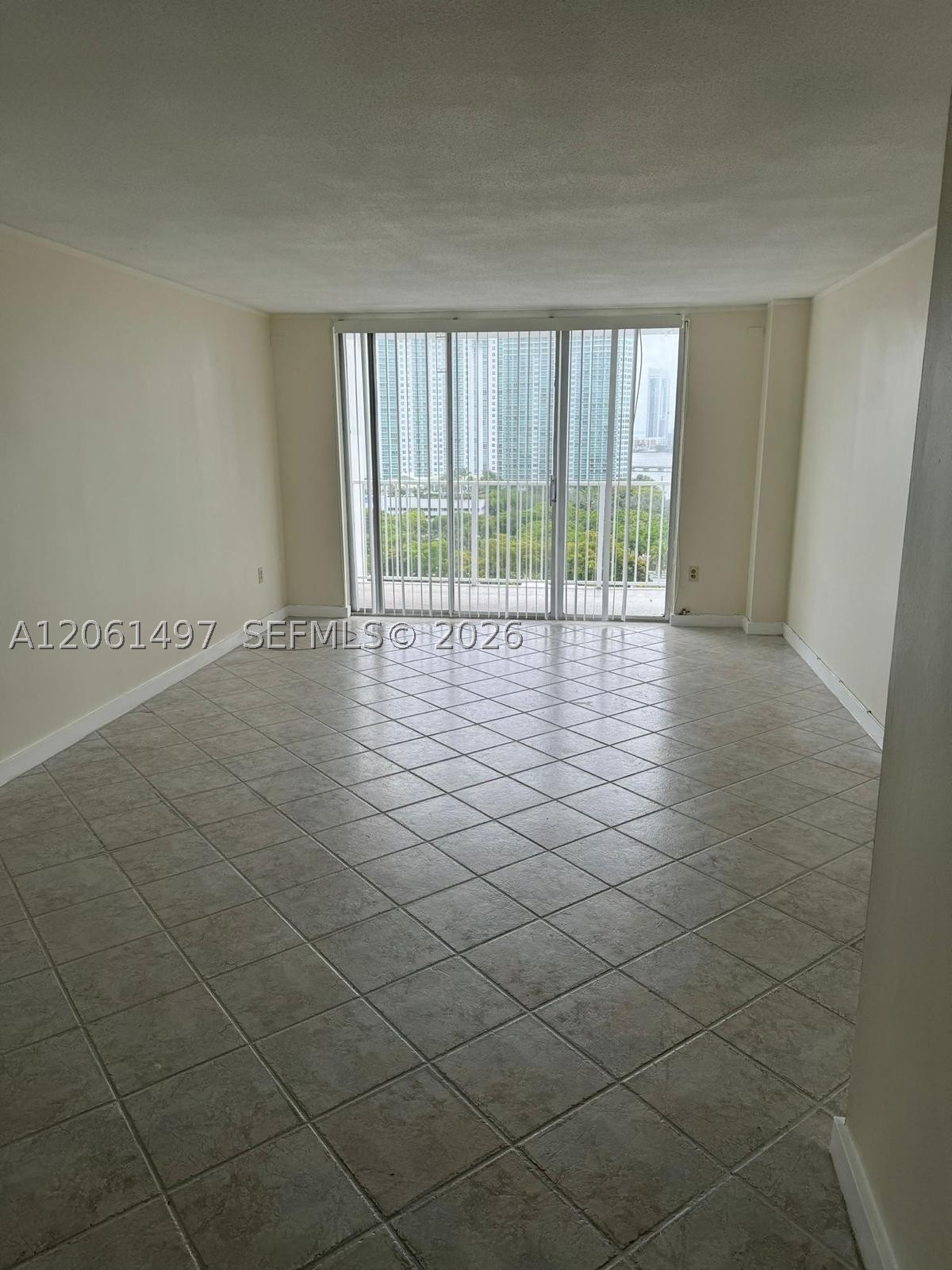 2851 Ne 183rd St 1609e Property Photo 2