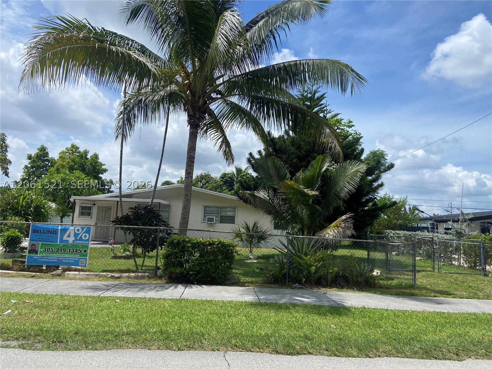11530 Sw 136th St Property Photo 9