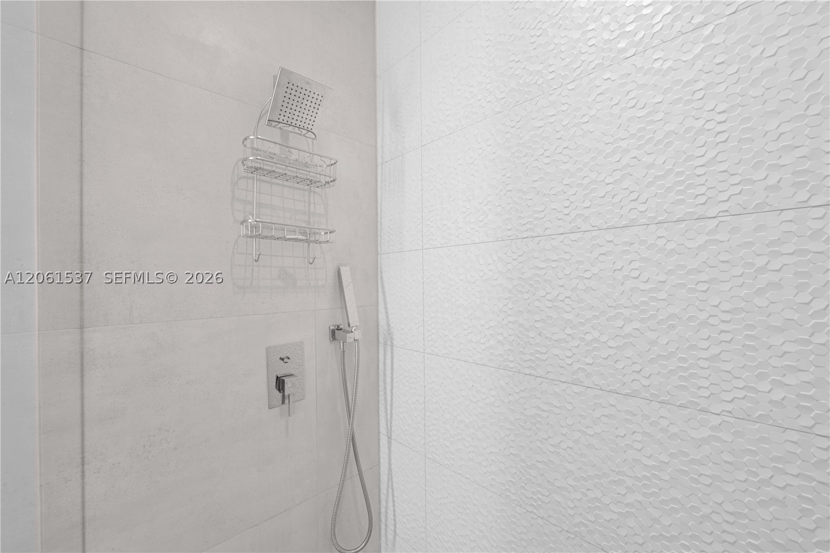 239 Sw 9th St 2103 Property Photo 12