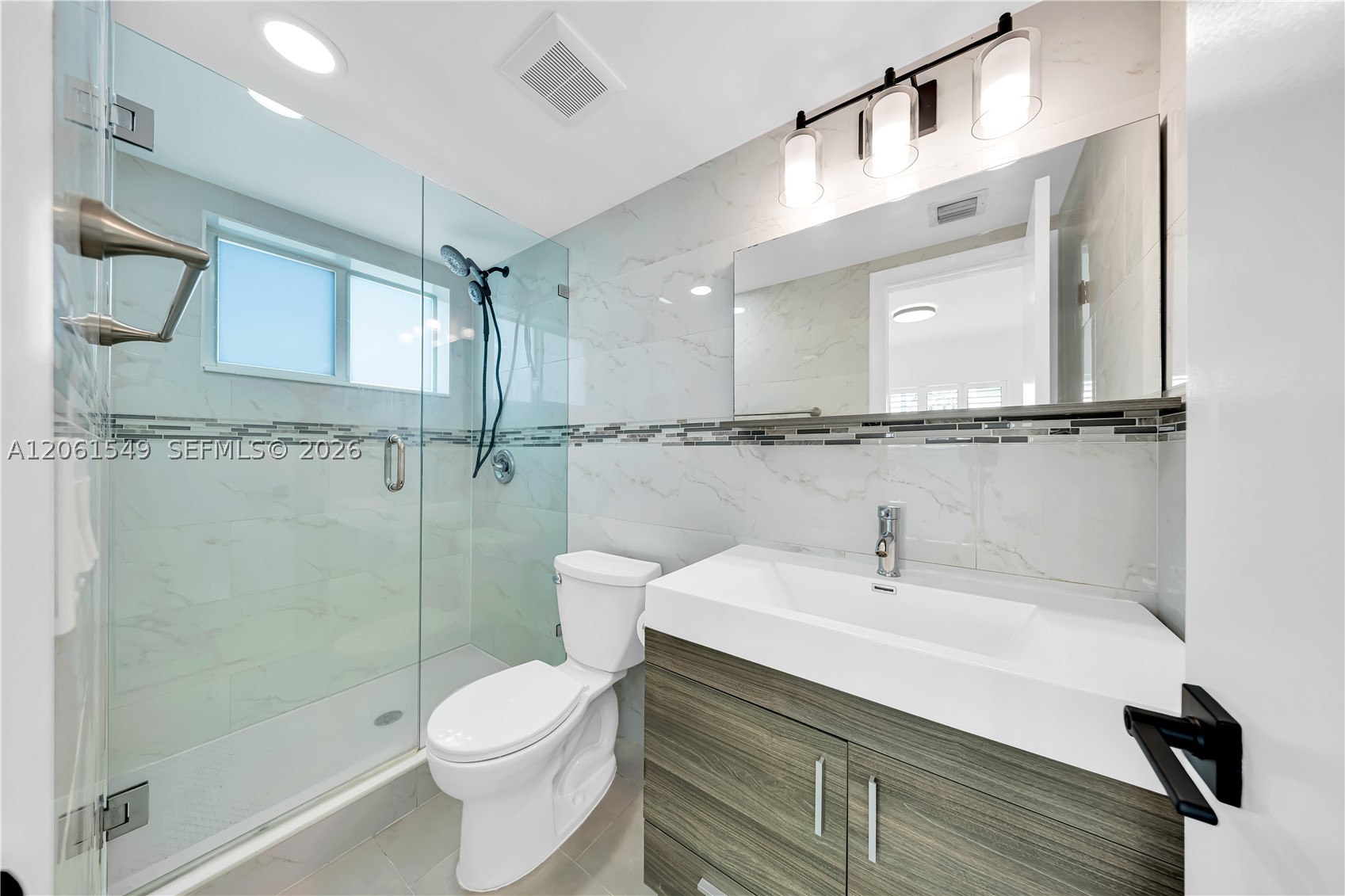 6905 Bay Dr 16 Property Photo 31