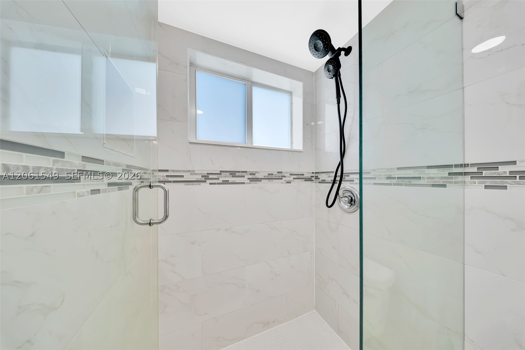 6905 Bay Dr 16 Property Photo 32