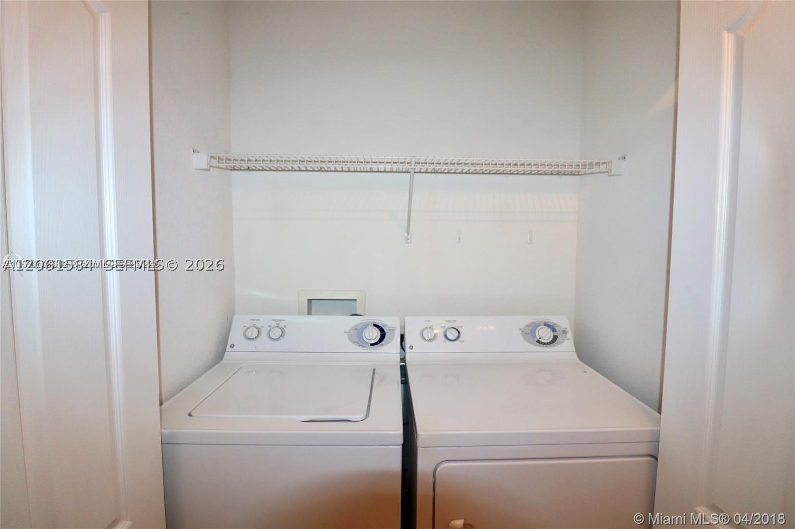 6001 Sw 70th St 117 Property Photo 9