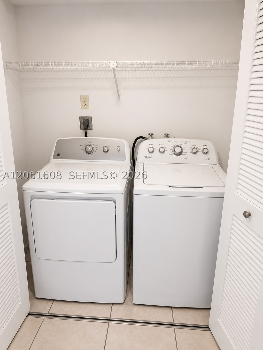 8363 Lake Dr 301 Property Photo 7