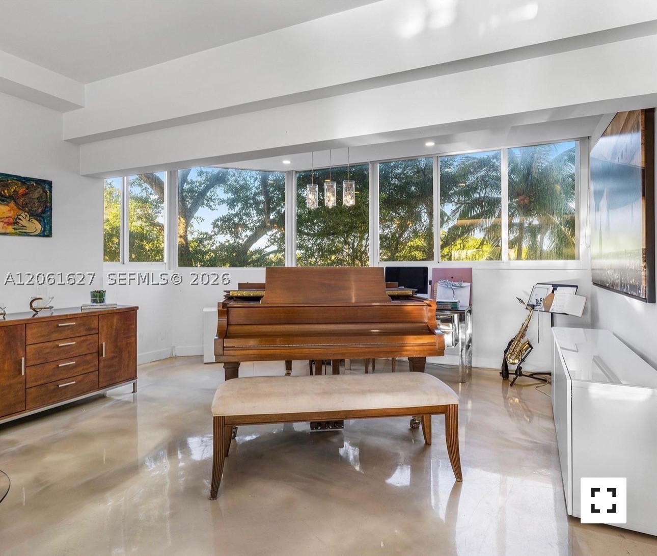 333 Sunset Dr 108 Property Photo 12