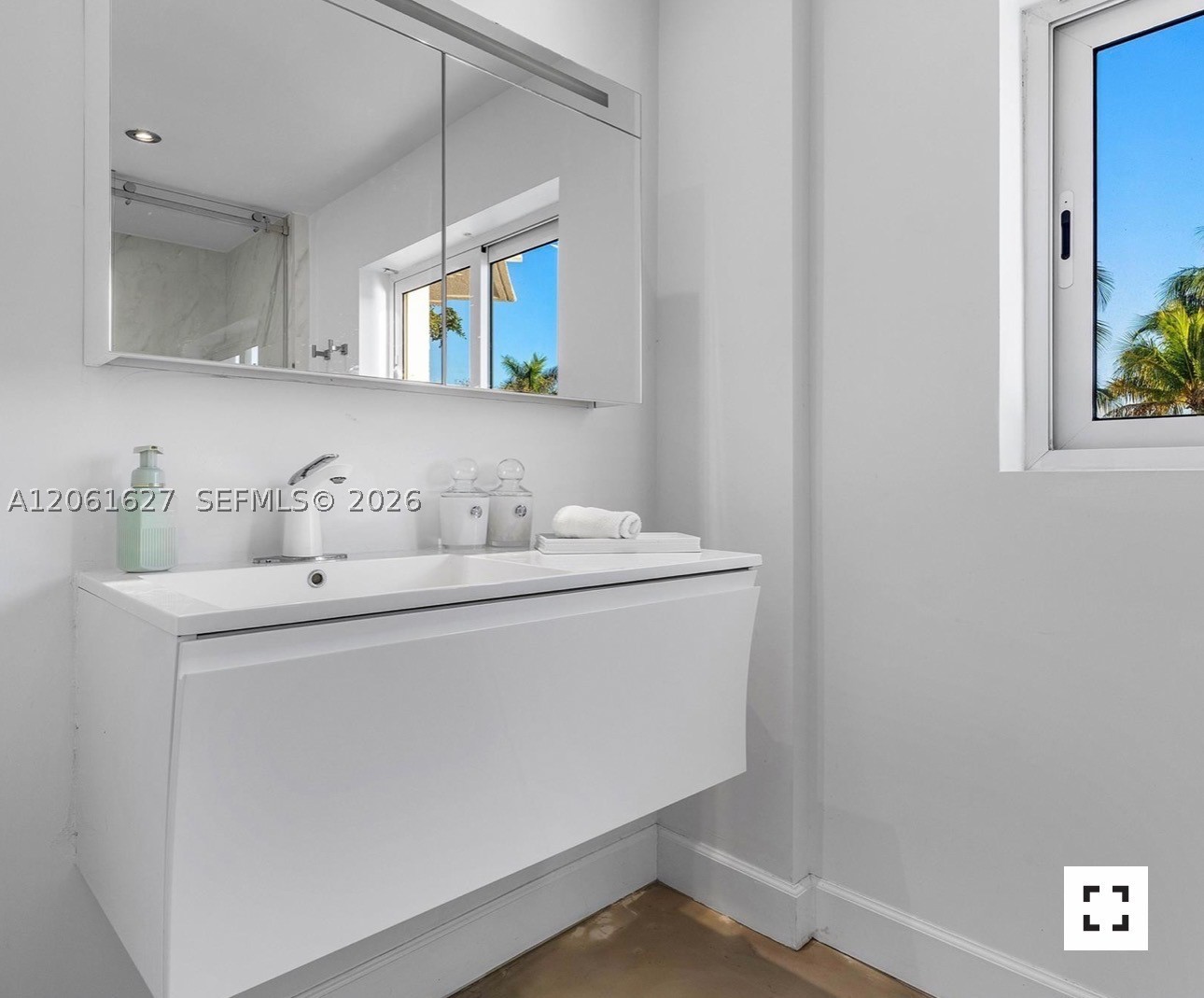 333 Sunset Dr 108 Property Photo 19
