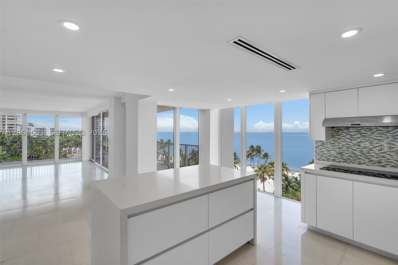 881 Ocean Dr 7H Property Photo 1
