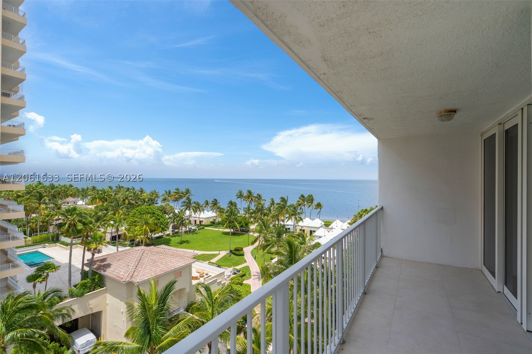 881 Ocean Dr 7h Property Photo 29