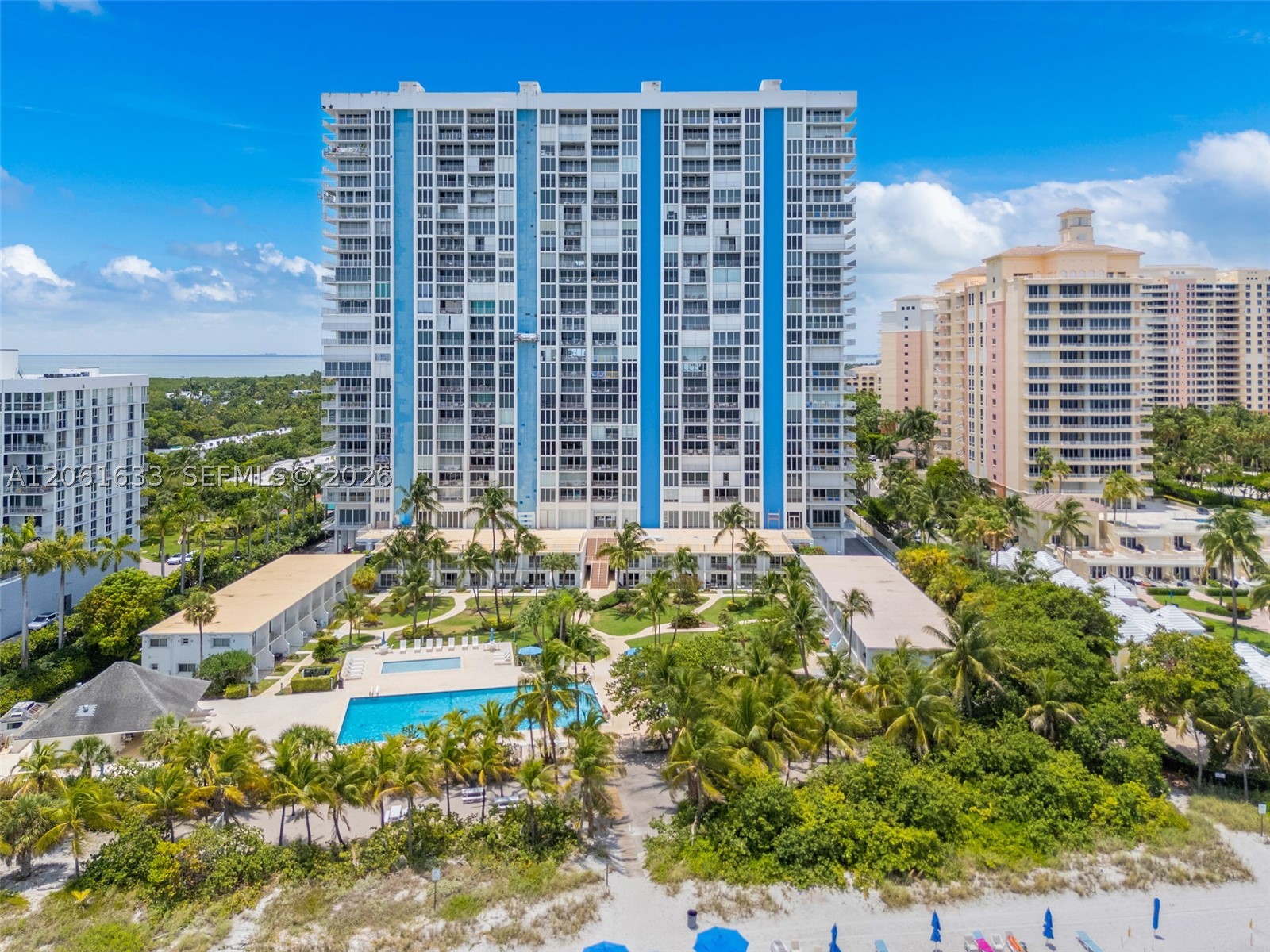 881 Ocean Dr 7h Property Photo 46