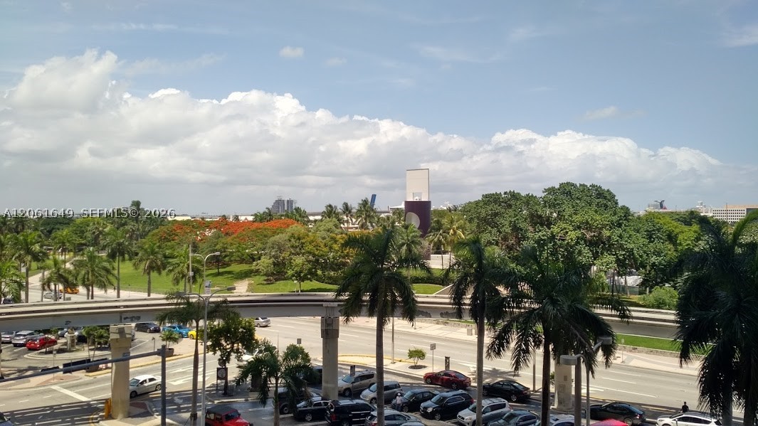 50 Biscayne Blvd 508 Property Photo 4