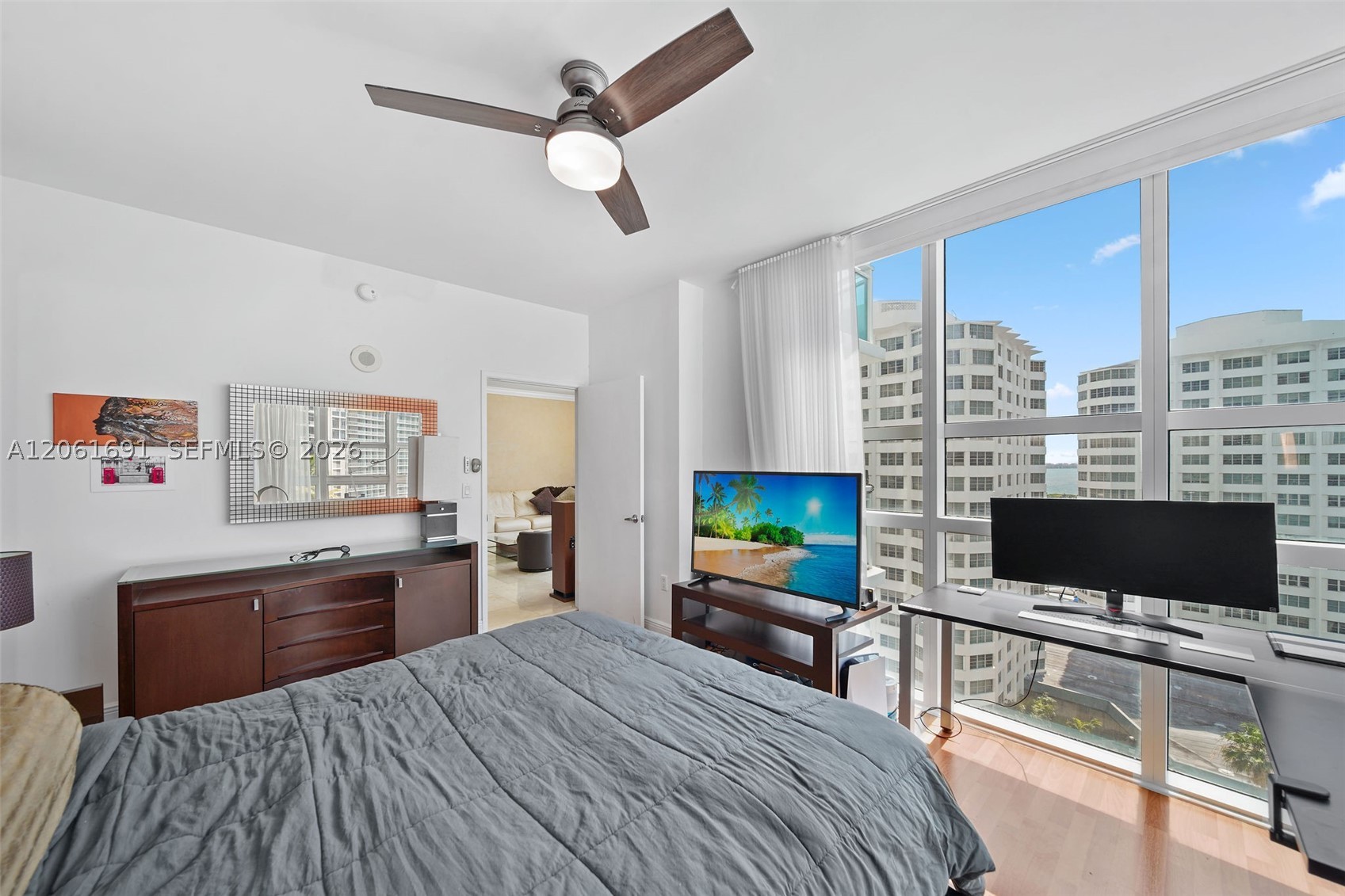 950 Brickell Bay Dr 1211 Property Photo 10