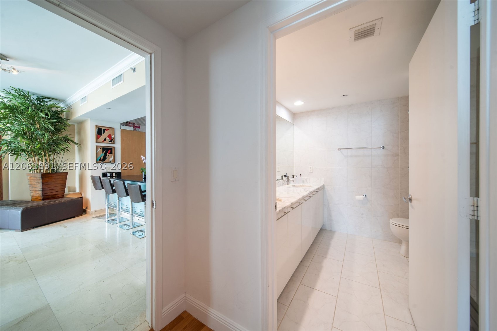 950 Brickell Bay Dr 1211 Property Photo 13