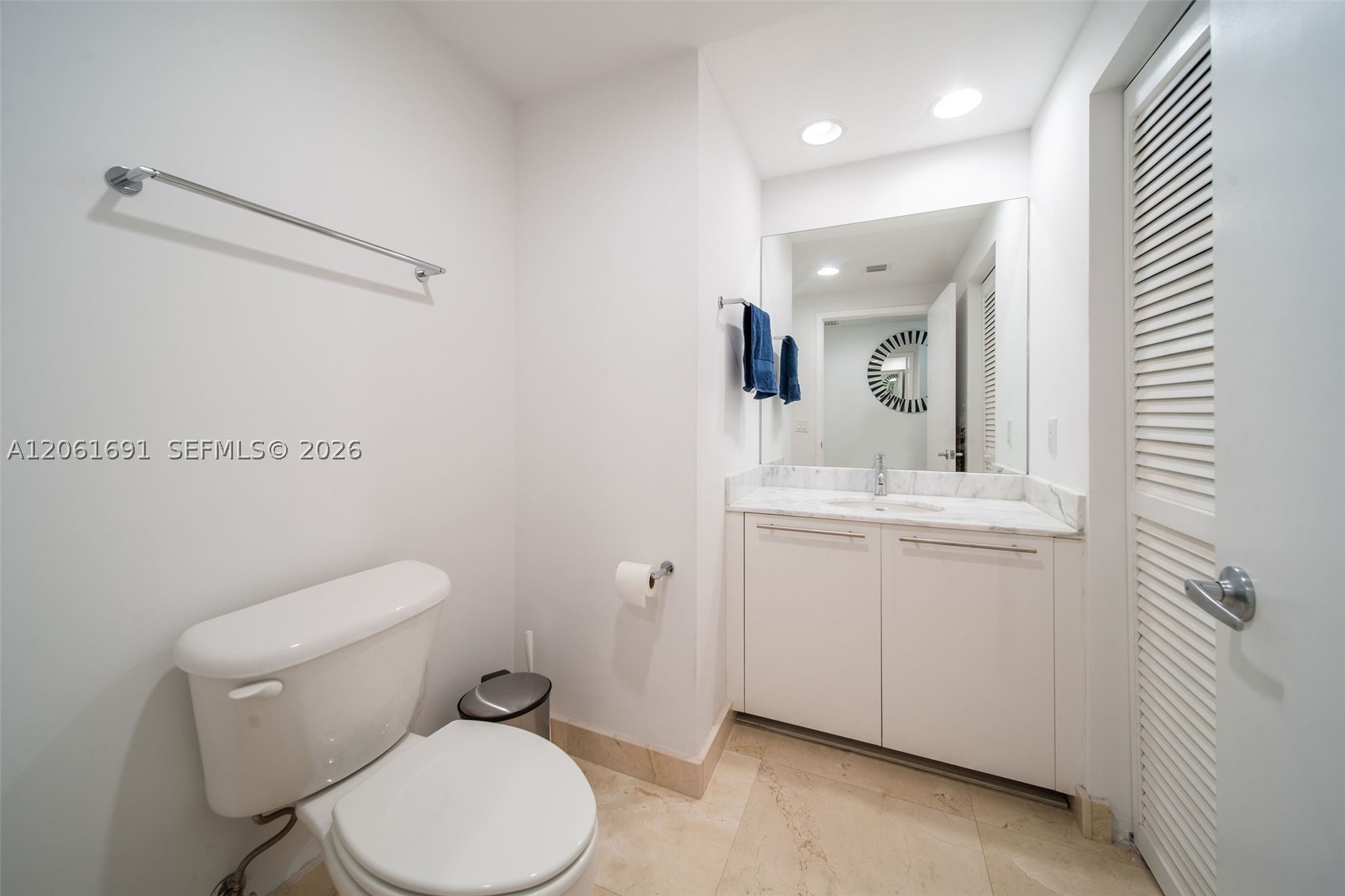 950 Brickell Bay Dr 1211 Property Photo 17