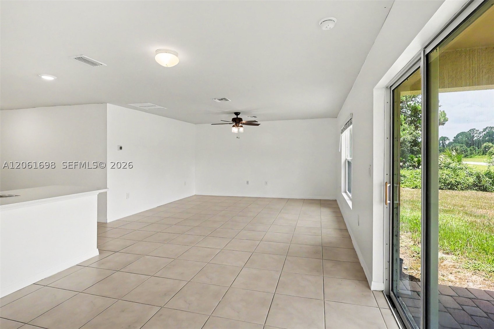 5003 Pinetree Ln Property Photo 5