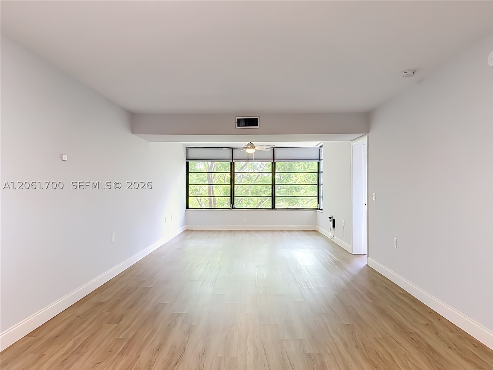 1713 Whitehall Dr 404 Property Photo 29