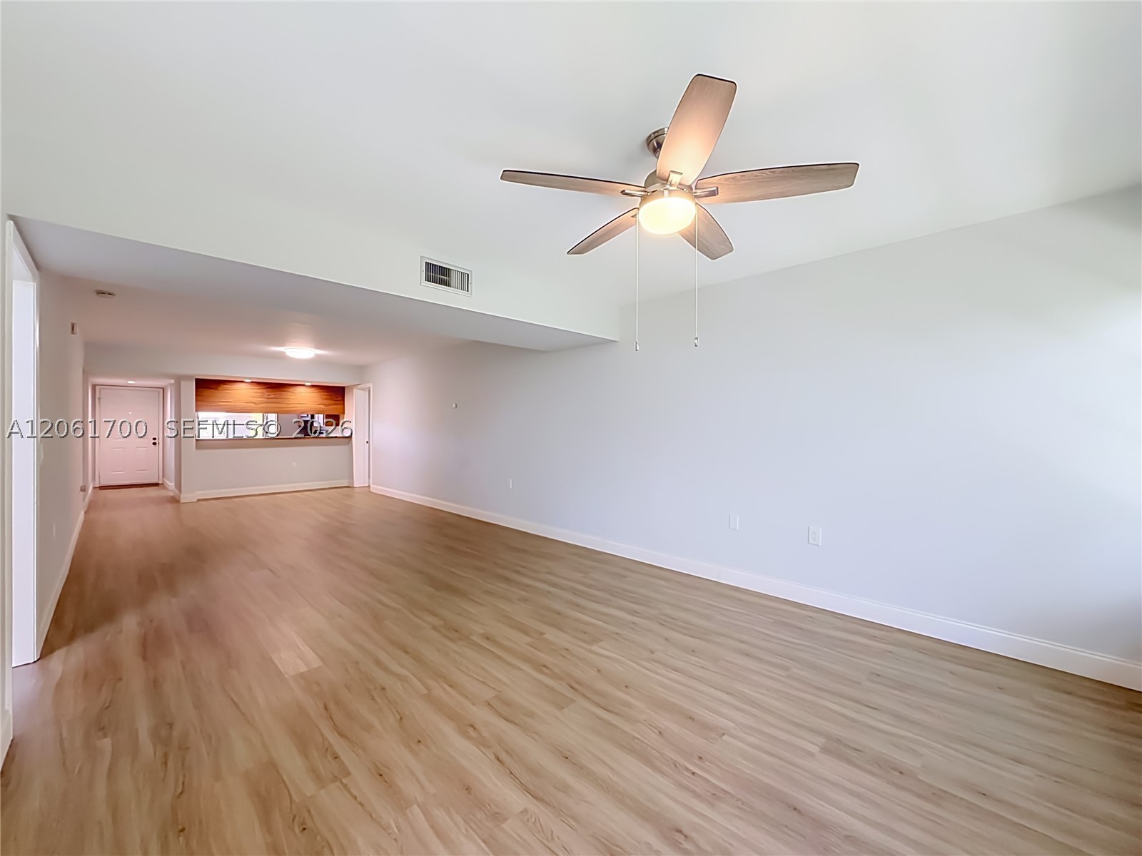 1713 Whitehall Dr 404 Property Photo 37