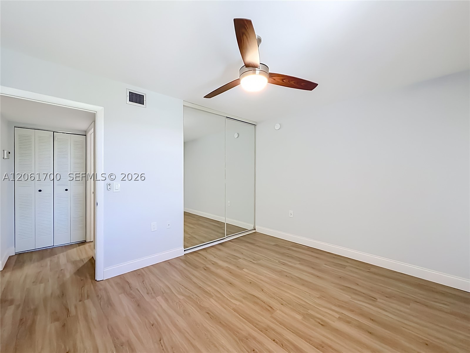 1713 Whitehall Dr 404 Property Photo 42