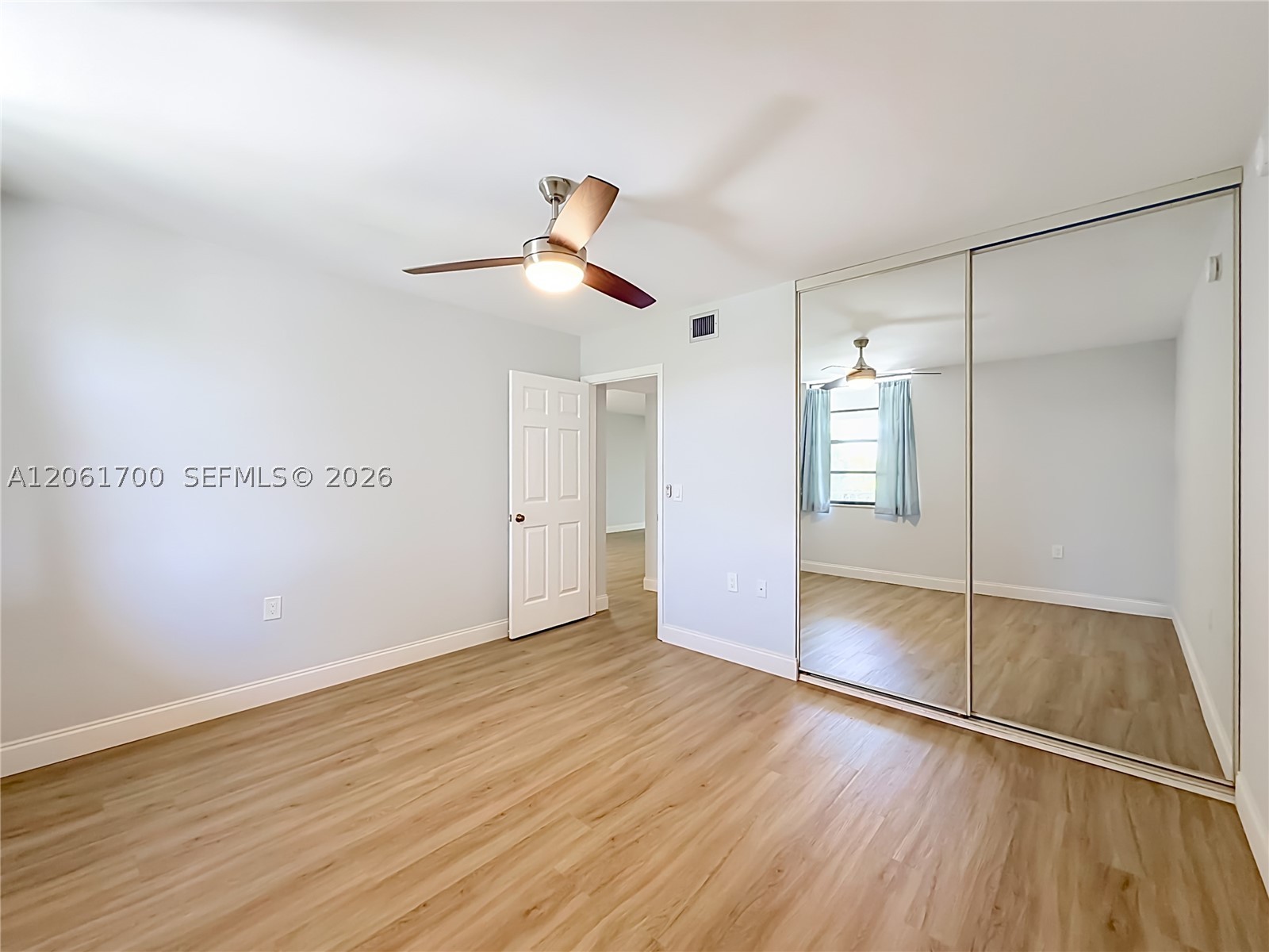1713 Whitehall Dr 404 Property Photo 43