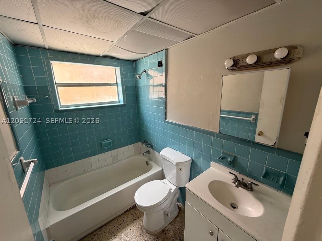 3045 Nw 21st Ct 2 Property Photo 10