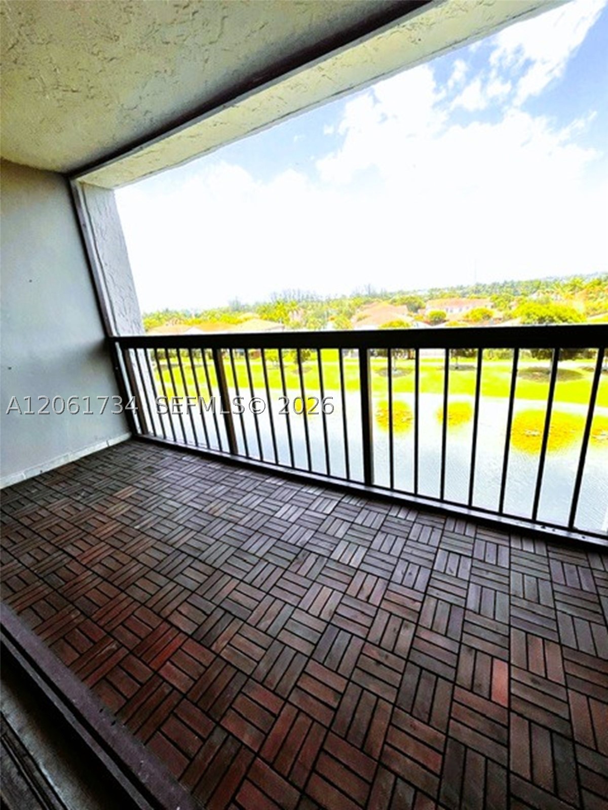10145 Nw 9th St Cir 7-505 Property Photo 10