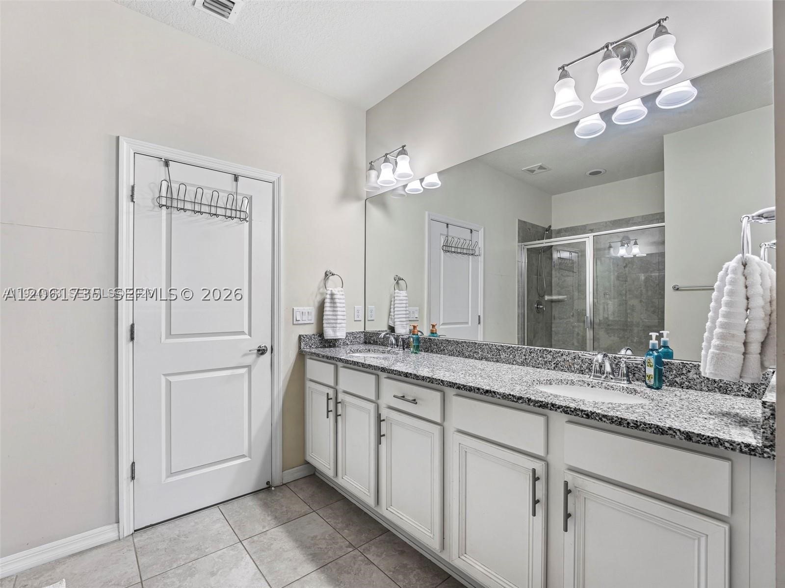 3953 Black Olive Ln 3953 Property Photo 28