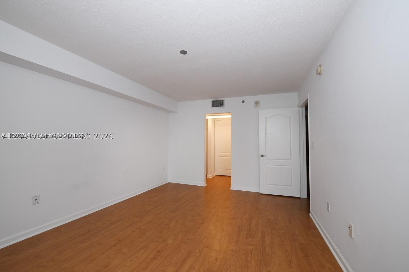 1200 Brickell Bay Dr 1822 Property Photo 5