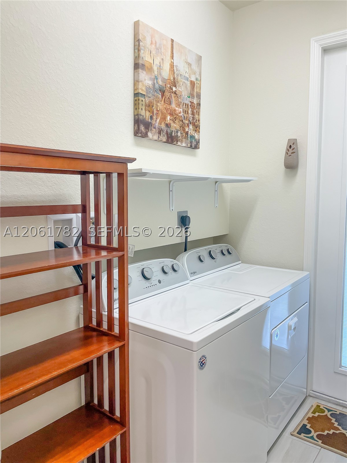 5100 Eucalyptus Dr 2 Property Photo 19