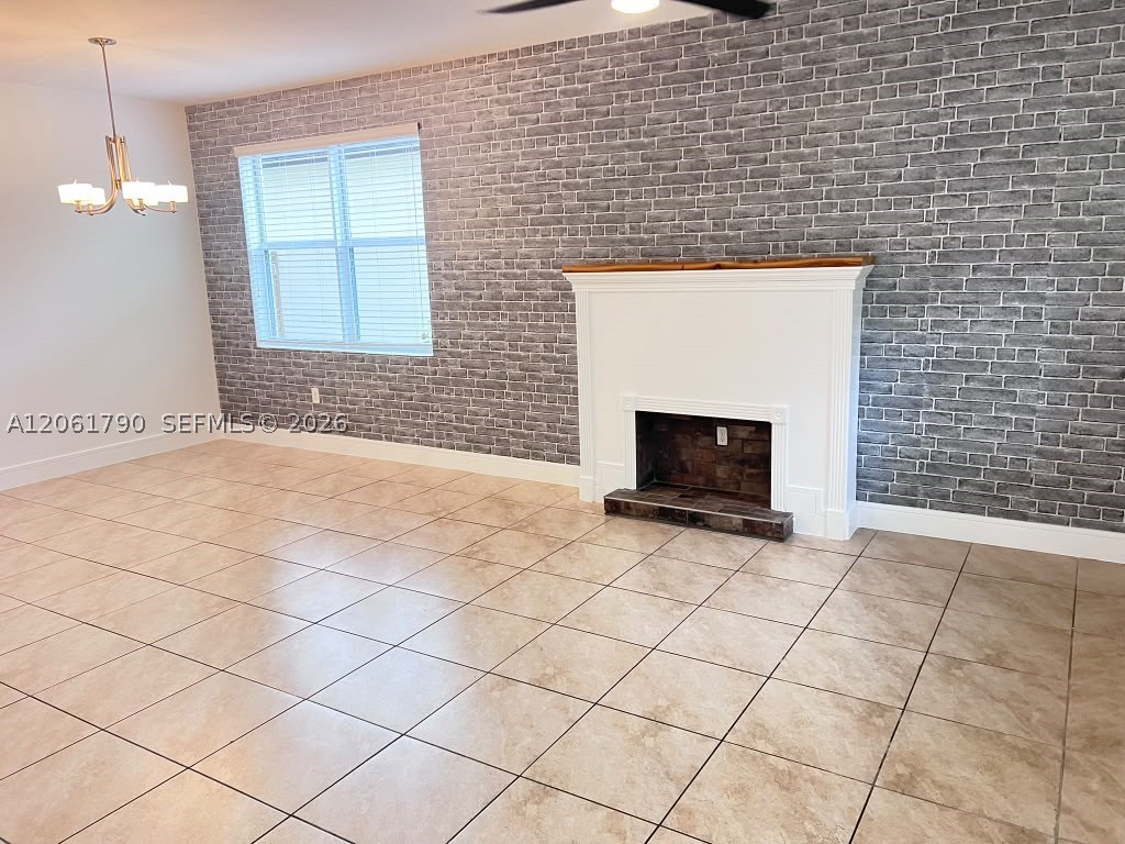 2190 Se 2nd St Property Photo 8