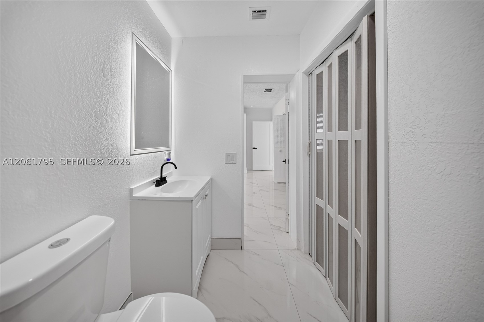 1055 Nw 32nd Ct Property Photo 40
