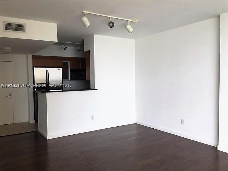 335 S Biscayne Blvd 1810 Property Photo 3